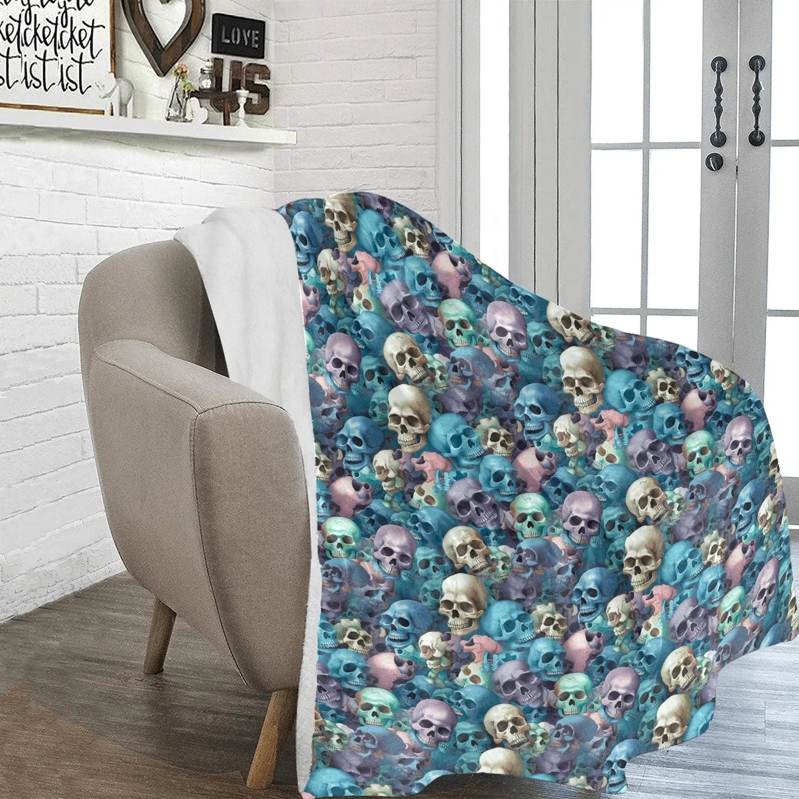 Blue Pink Beigh Skulls Ultra-Soft Micro Fleece Blanket 💀🛌 6 Sizes